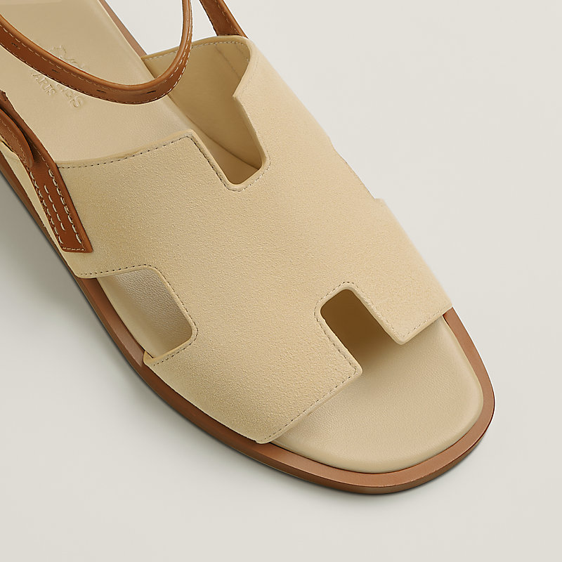 エルメス イエロー H型ストラップサンダル エルメス イエロー H型ストラップサンダル